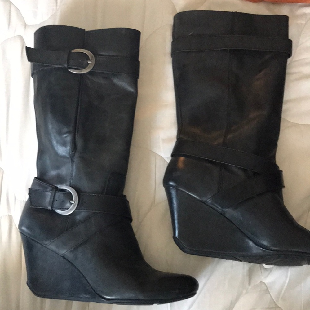 Kenneth Cole leather wedge boots